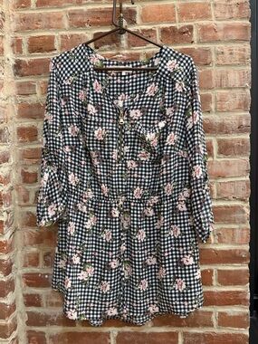 Stella Tweed Black & White Gingham Floral Top with Pink Blossoms